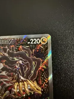 Pokemon TCG Giratina V (Alternate Full Art) 186/196 Swsh11: Lost Origin Holo - Image 4