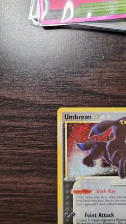 Pokemon TCG Umbreon Gold Star Celebrations Holo Card 17/17 Classic Collection - Image 3