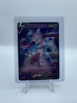 Pokemon TCG, Mewtwo V SWSH223 - Black Star Promo - Image 1