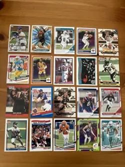 Small Lot Of 20 Random Sports Cards - Nice Lot - Free Shipping!! - Image 1