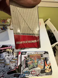 Pokemon TCG White Flare Binder Collect.. Booster Bundle And Victini Collection - Image 2