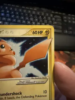Pikachu Gold Star Holo Rare 104/110 EX Holon Phantoms Pokemon Card - Image 3