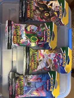 Pokemon Evolving Skies Sleeved Booster Pack Complete Art Set Of 4 Packs. - Image 1