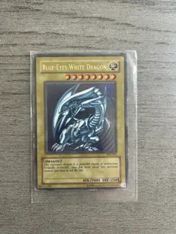 Blue-Eyes White Dragon SDK-001 Starter Deck: Kaiba-Unlimited Edition Unlimited - Image 1