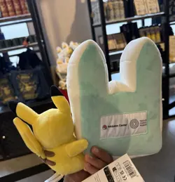 Pokemon x Natural History Museum Pikachu Jumbo Promo Card And Plush - Image 3
