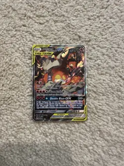 Reshiram & Charizard GX SM201 Sun & Moon Black Star Promo Near Mint Pokemon TCG - Image 2