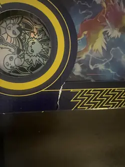 Pokemon TCG Jolteon VMAX Premium Collection Box New Sealed Box Eeveelutions - Image 5