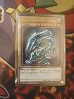 Blue-eyes White Dragon Ultimate Rare Op28-EN001 Near Mint Condition Yu-Gi-Oh TCG - Image 1