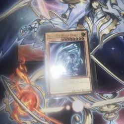 PACK FRESH Blue Eyes White Dragon OP28-EN001 Ultimate Rare Near Mint Yugioh - Image 3