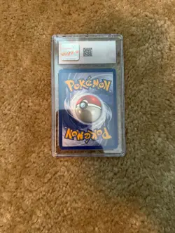 Krabby 51/62 Fossil 1st edition Pokemon TCG CGC 8.5 - Image 2