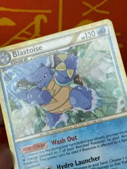 POKEMON TCG BLASTOISE 13/95 NON HOLO RARE LIGHT PLAY UNLEASHED - Image 3