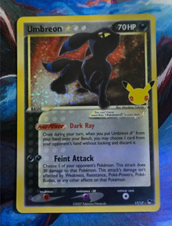 Pokemon TCG Umbreon Star Celebrations Holo Card 17/17 Classic Collection - Image 1