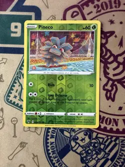 NM/EXC - Pokemon Pineco 008/185 Vivid Voltage Reverse Holo Common - Image 3