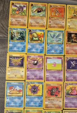 Pokemon 1999 1st Edition Fossil Near Complete Non Holo Set 16-62 HIGH GRADE NP - Image 2