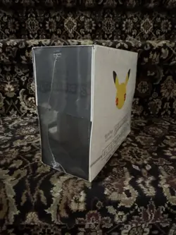Pokemon TCG: 25th Anniversary Celebrations Elite Trainer Box (2021) 820650809439 - Image 2
