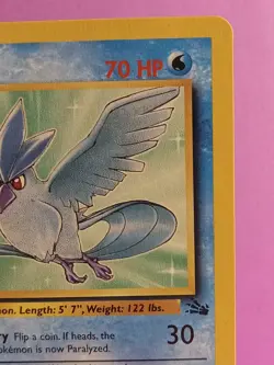 Pokemon TCG Articuno 17/62 Fossil 1st Edition Regular Rare Moderately Played - Image 4