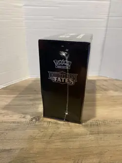 Hidden Fates Elite Trainer Box TCG ETB Factory Sealed Pokemon Brand New - Image 4
