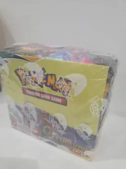 Pokemon TCG Evolving Skies Booster Box (36 packs) New/Factory Sealed - Image 5