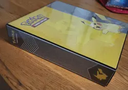 Pokemon 3 Ring Pikachu Card Binder 2015 Ultra Pro W/200+ Cards English/Japanese - Image 2