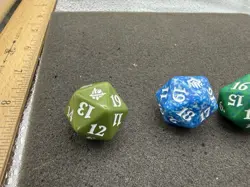 Mixed Lot Of 5x Magic The Gathering D20 Dice MTG Life Counters Spindowns - Image 2