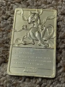 Pokemon 23k Mewtwo Gold-Plated Card 1999 Authentic Vintage Burger King Promo - Image 2