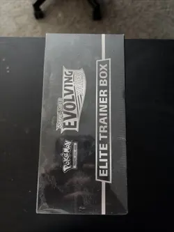 Pokemon Evolving Skies Elite Trainer Box Sealed - Image 3