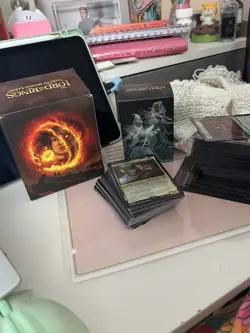 Magic The Gathering lord Of The Rings Bundle - Image 1