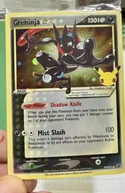Pokemon TCG Greninja Gold Star SWSH144 25th Celebrations Sealed Promo - Image 3