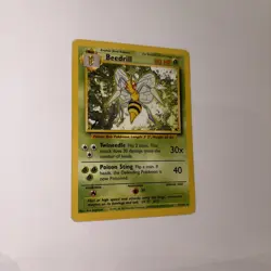 Beedrill 17/102 Non Holo Base Set - Pokemon Card - LP/MP - Image 1