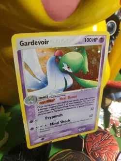 Pokemon TCG Vintage 2005 Gardevoir 4/106 Reverse Holo Emerald - Image 3