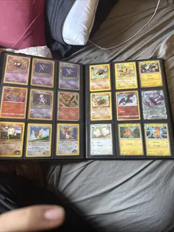 Pokemon TCG Binder collection, mix of vintage to modern cards - Image 5