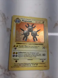 Pokemon TCG Magneton Base Set Holo Shadowless Rare Card 9/102 MP - Image 1