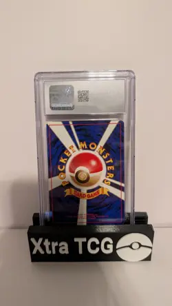 Pokemon CGC 8 - Giovanni's Machamp - Gym 2: Challenge from the Darkness Holo - Image 2