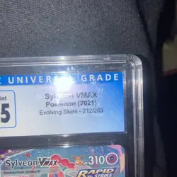 CGC 9.5 Sylveon VMAX Pokemon(2021) 212/203 Evolving Skies Alt Art - Image 2