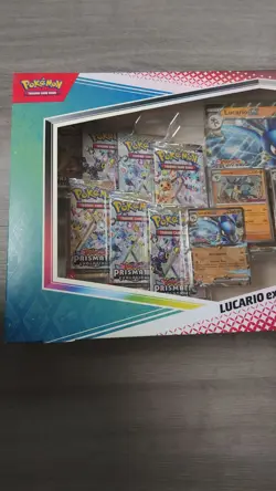 Pokemon - Prismatic Evolutions - Lucario EX and Tyranitar EX Premium Collection - Image 3