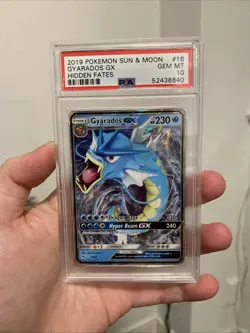 2019 POKEMON SUN & MOON HIDDEN FATES GYARADOS GX 16 PSA 10 #16/68 - Image 1