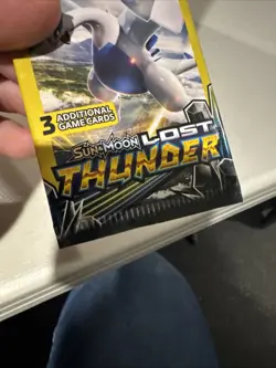 2018 POKEMON SUN AND MOON LOST THUNDER. 3 CARD PACK Sealed - Image 4