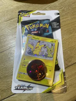 SEALED Pokemon Team Up Blister Pack Pikachu SM162 Promo Card Artwork - Image 1