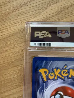 PSA 3 Pokemon TCG Charizard 4/102 WotC Base Set Unlimited Rare Holo - Image 3