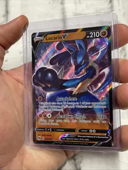 Pokemon Lucario V 027/073 Champions Path NM/MT Ultra Rare Pokemon Card TCG 2020 - Image 2