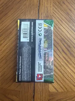 Nintendo Pokemon TCG Sword & Shield Evolving Skies Booster Pack - Image 2