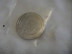 Pokemon Mewtwo Silver Collectible Coin Souvenir Rare , Never out of package - Image 2
