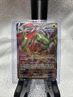 Pokemon TCG - Rayquaza VMAX - 111/203 - Evolving Skies - NM Ultra Rare (2021) - Image 1