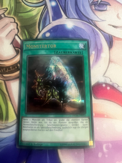MONSTER GATE GERMAN ULTRA RARE DUSA-EN055 DE055 NEAR MINT YUGIOH - Image 1