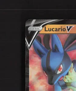 Lucario V 146/264 Fusion Strike Ultra Rare Holo Pokemon Card NM - Image 3