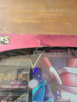 Pokemon TCG: Celebrations Collection Box [Dark Sylveon V ) Little Tear On Box 820650809392 - Image 2