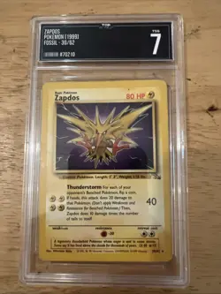 ZAPDOS 30/62 Non Holo Rare Pokemon Card Fossil Set Vintage 1999 Grade 7 - Image 1