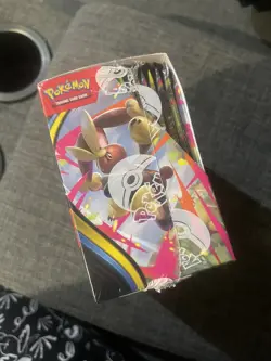 Pokemon TCG - Phantasmal Flames Booster Display Box 36 Packs in hand - Image 2