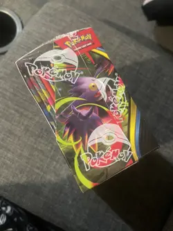 Pokemon TCG - Phantasmal Flames Booster Display Box 36 Packs in hand - Image 3
