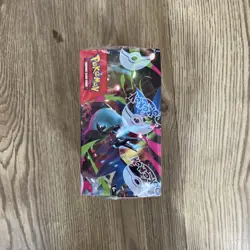 Pokemon TCG - Phantasmal Flames Booster Display Box 36 Packs in hand - Image 5